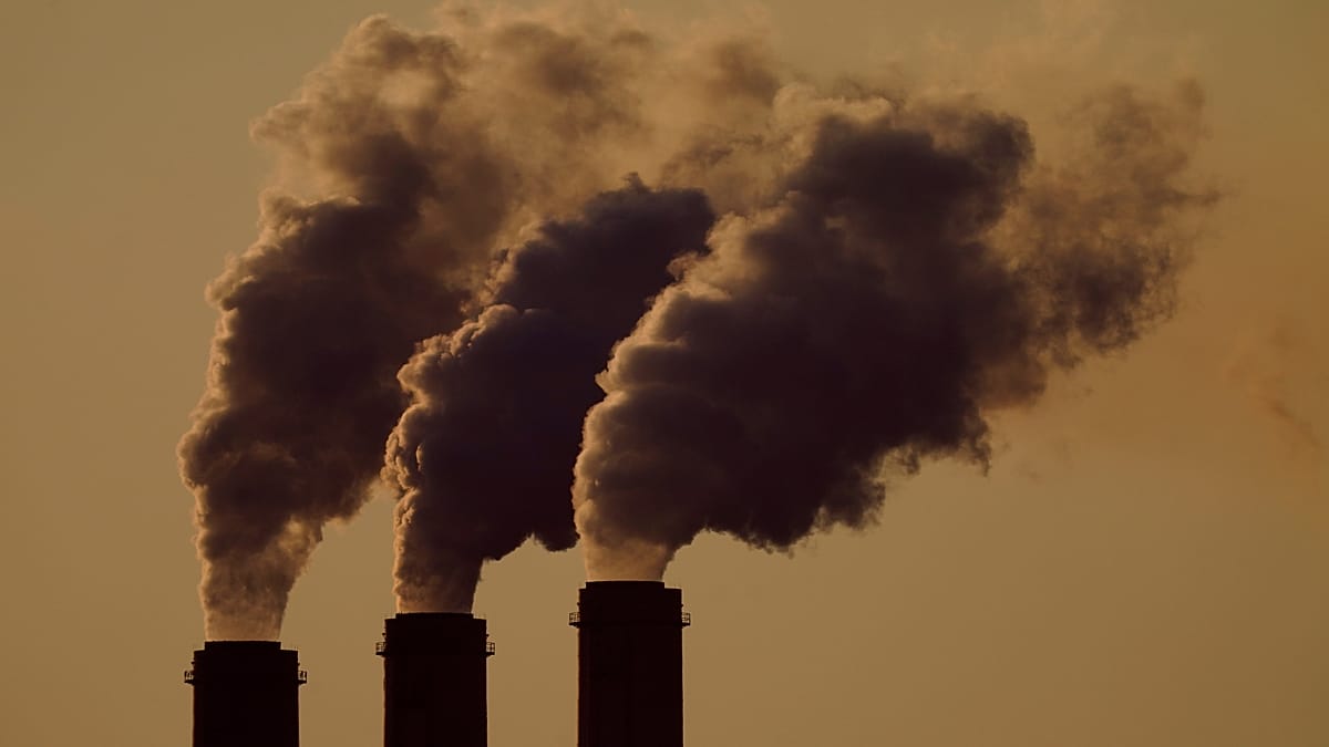 UN report: Global emissions must drop 18% by 2030 to curb worst climate impacts