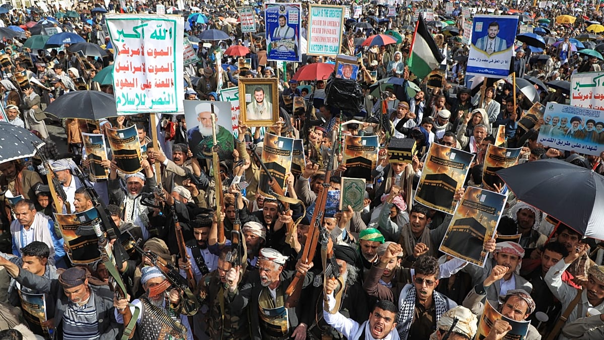 UN rights chief warns Yemen could slide back into full-scale war