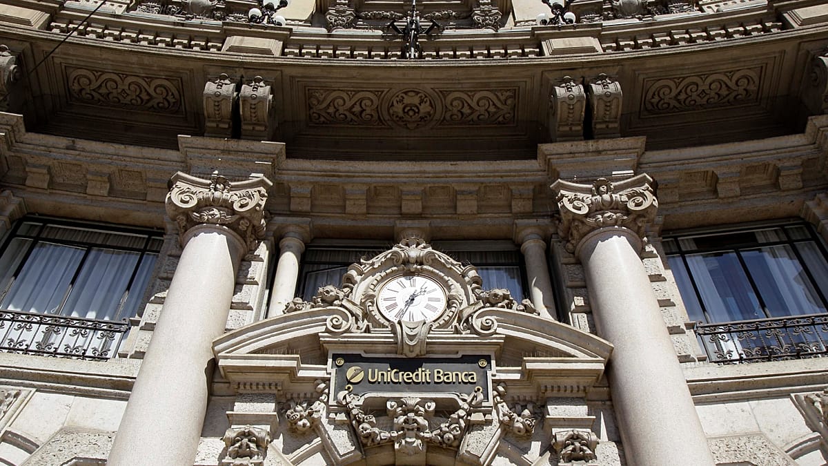 UniCredit's path to Commerzbank control clears as Berlin softens stance