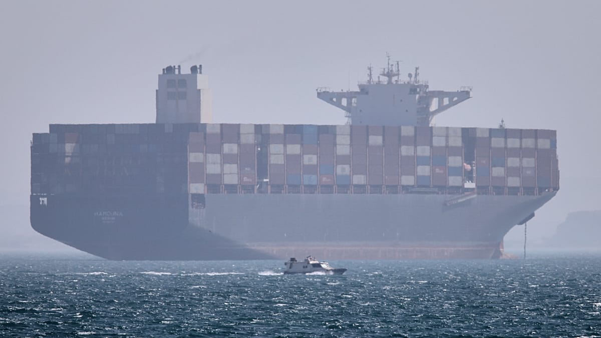 Unidentified Vessel Seized Off UAE Coast, Heads Toward Iranian Waters, UK Agency Reports