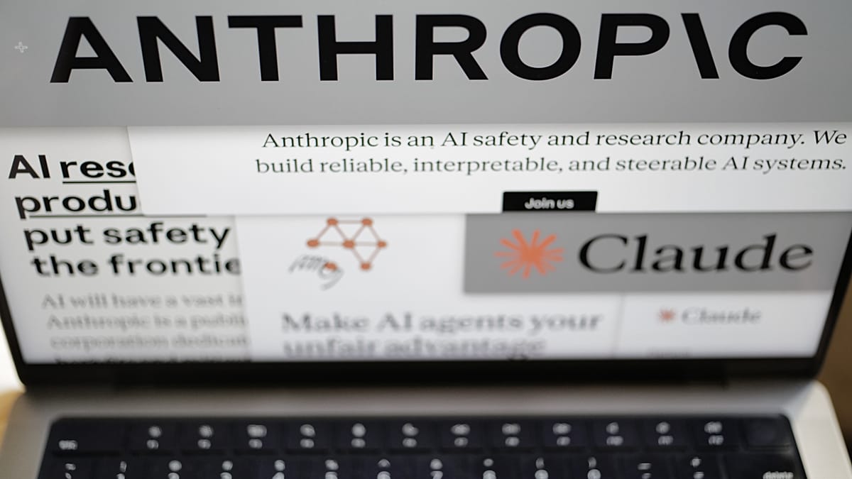 US Lifts Export Controls on Anthropic's Most Advanced AI Models