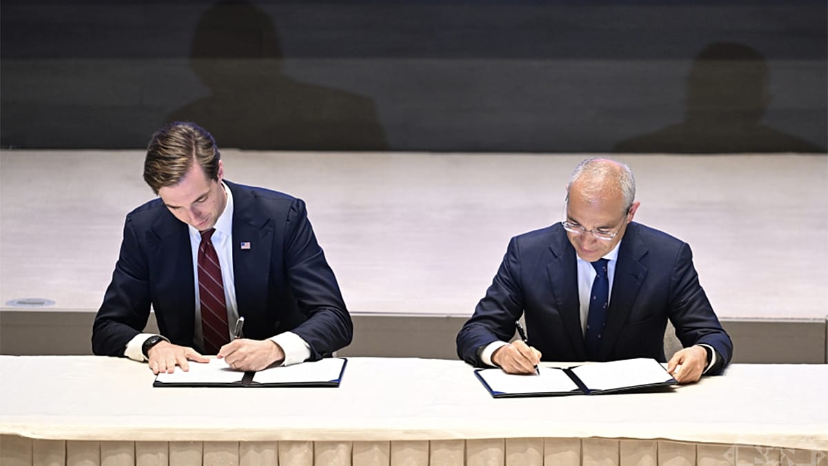 US Seeks Direct Stake in Azerbaijan's Pipelines as Post-Conflict Economic Ties Deepen