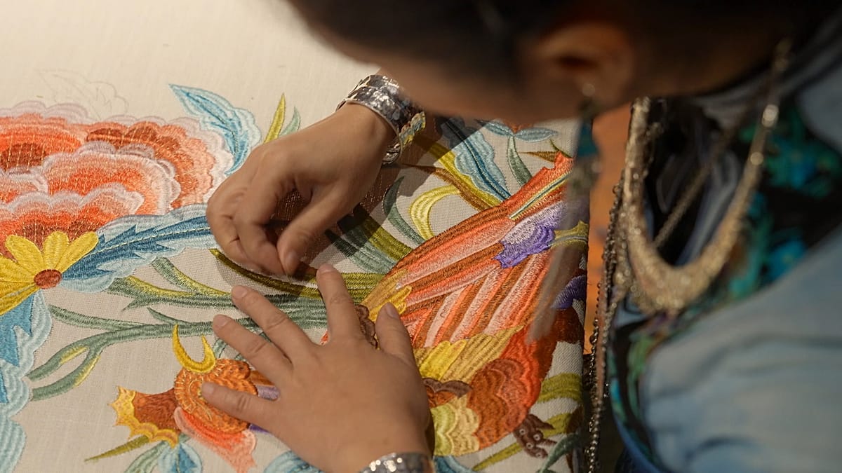 Venetian Masks and Miao Embroidery: Artisans Preserve Heritage Across Continents