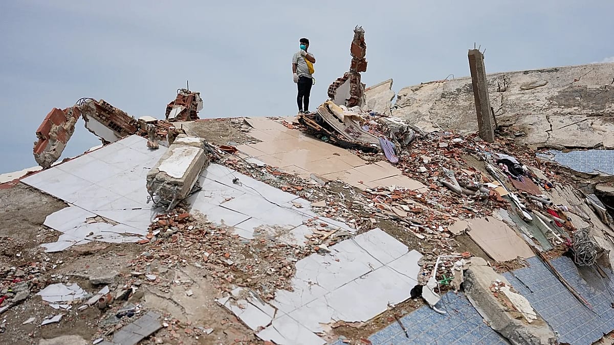 Venezuela Earthquake Death Toll Reaches 1,943 as International Rescue Efforts Intensify