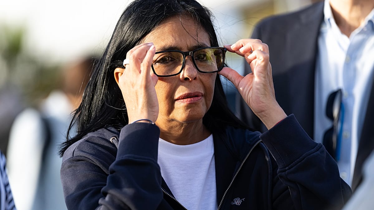 Venezuela's Interim Leader Defends Quake Response as Death Toll Surpasses 2,500