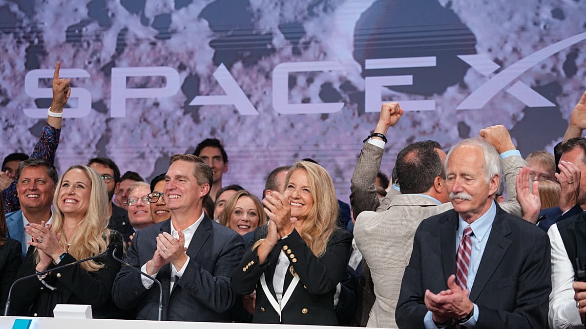 Wall Street Widens Its AI Bet: The 'FAB 10' Replaces the Magnificent Seven