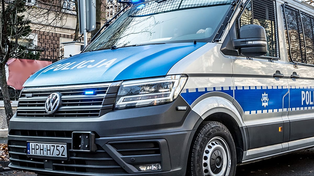 Warsaw police detain 16-year-old over alleged massacre plot, seize weapons cache