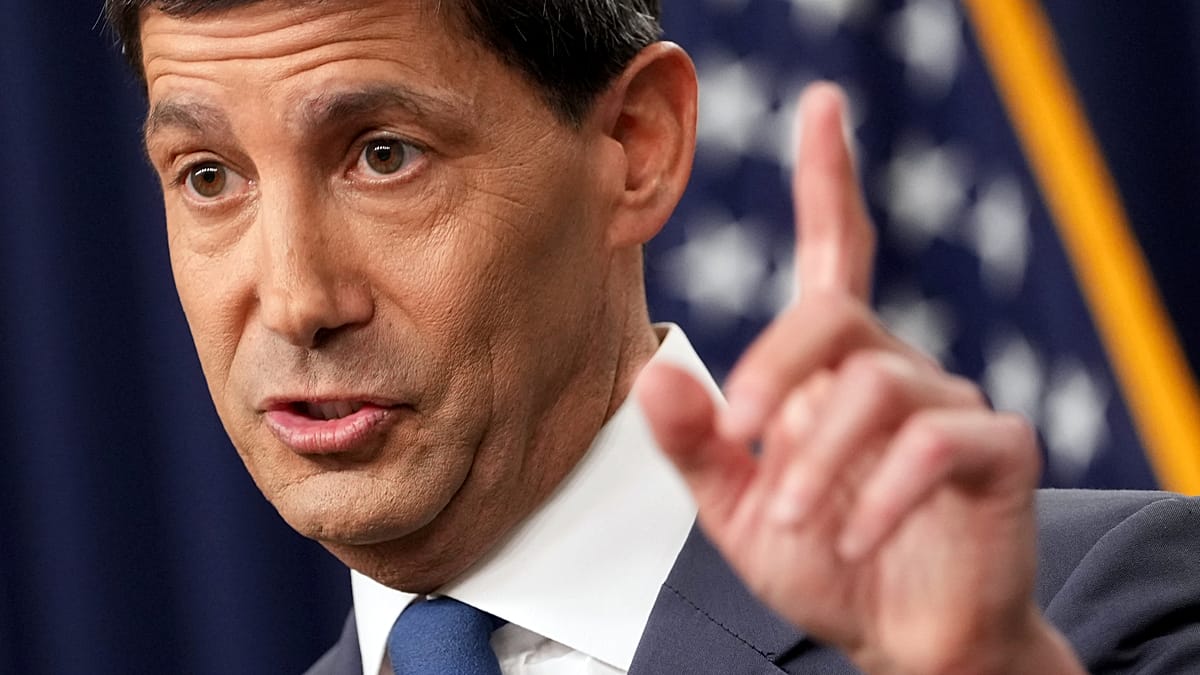 Warsh warns inflation persists as he rules out Fed forward guidance