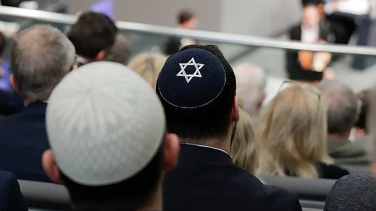 Why Israeli and American Jews Are Increasingly Seeking German Citizenship