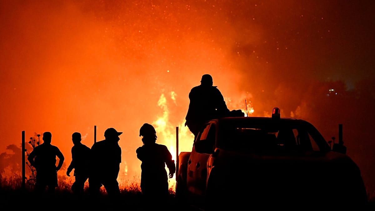 Wildfire in Eastern Spain Forces Evacuation of 500 Residents