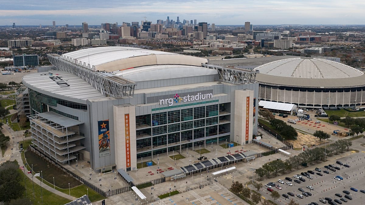 World Cup Hotel Boom in US Faces Reality Check as Bookings Lag