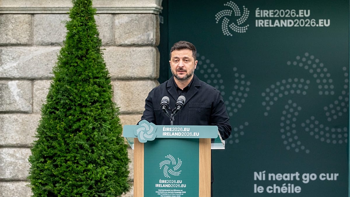Zelenskyy Urges Hungary and Poland Not to Block Ukraine's EU Accession Path