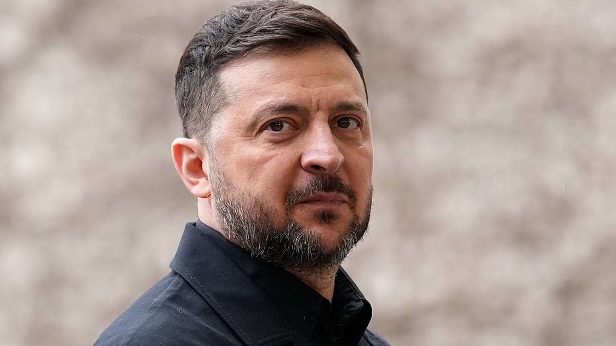Zelenskyy Vows Retaliation After Ukrainian Drone Hits Moscow Refinery