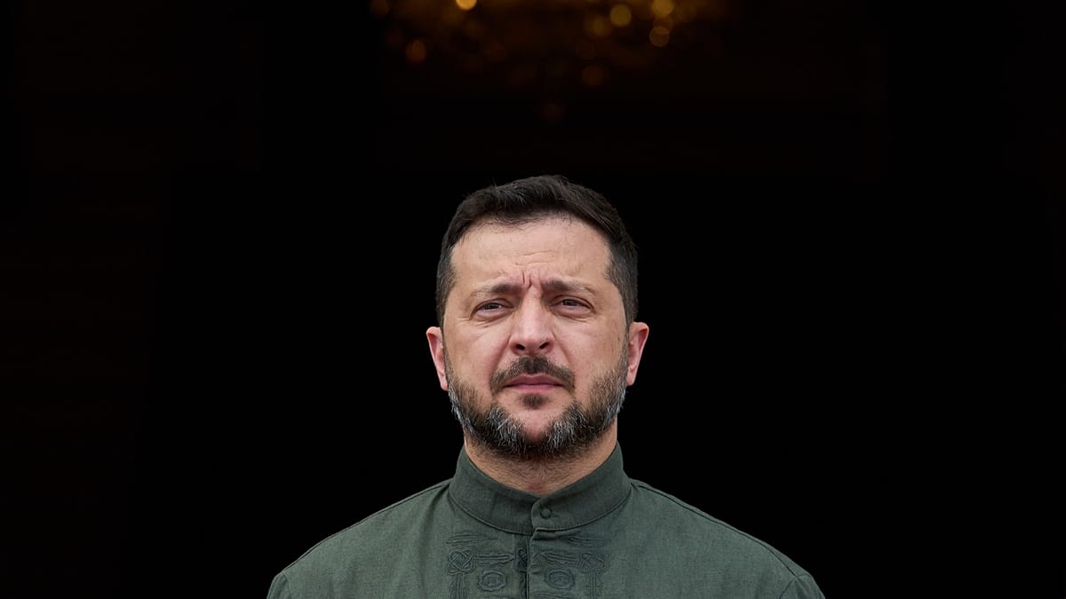 Zelenskyy warns Russian skies are becoming unsafe for civilian flights